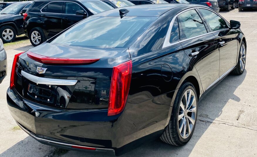 CADILLAC XTS