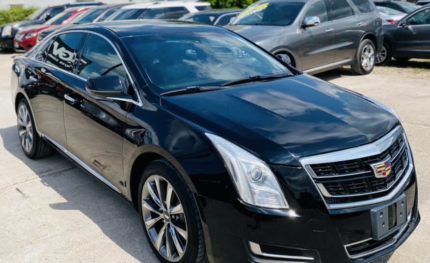 CADILLAC XTS