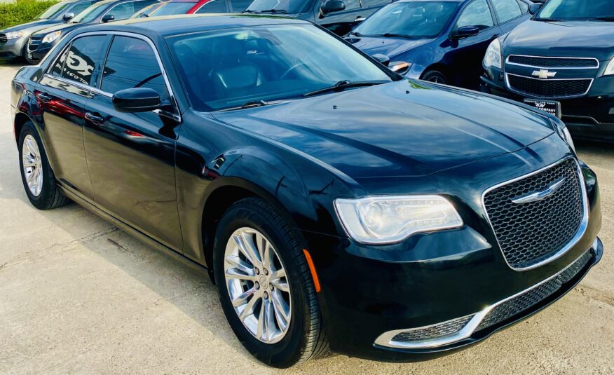 CHRYSLER 300